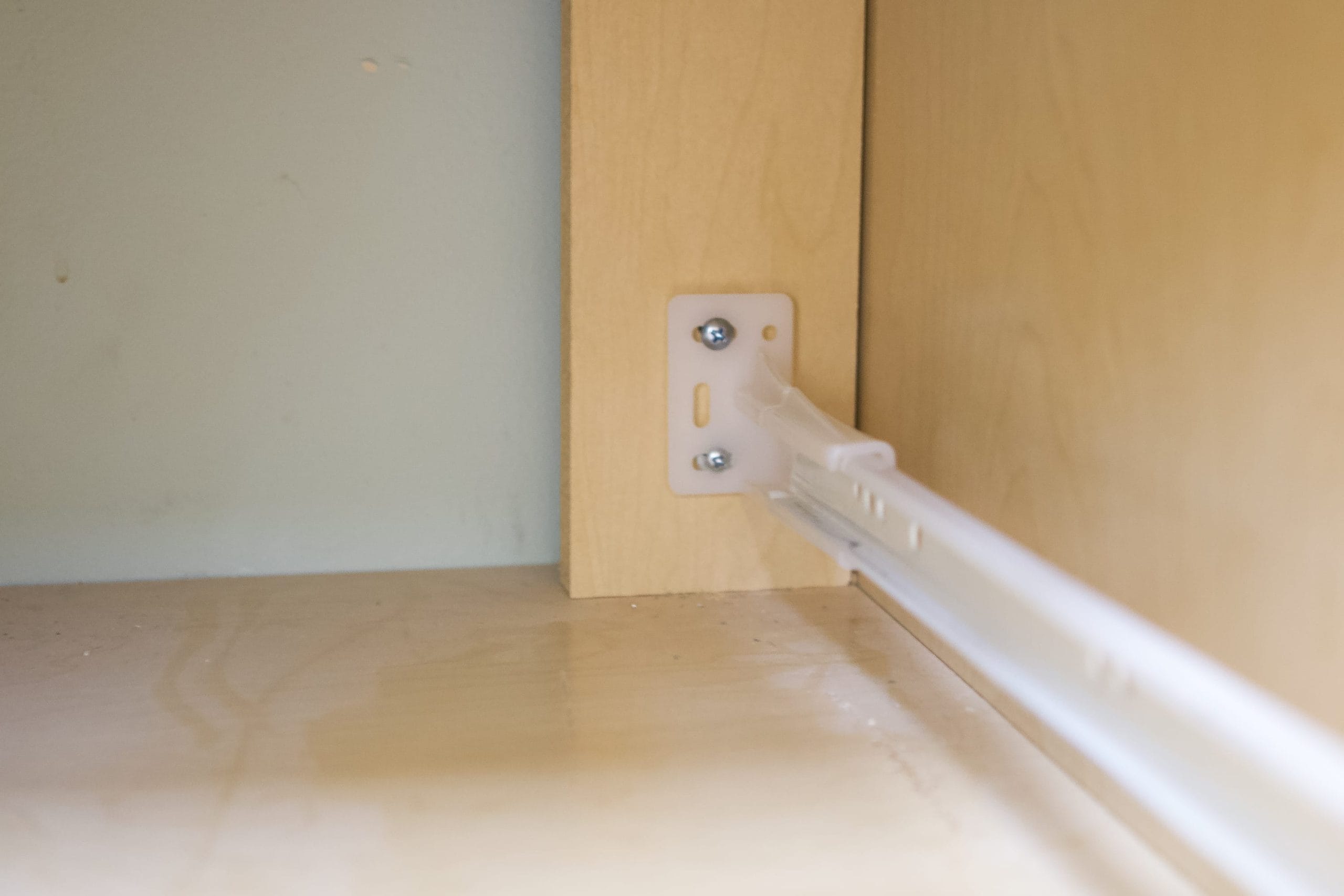 Getting the drawer piece back in place