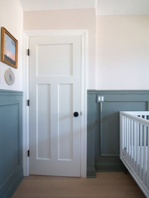 How to paint outlet covers