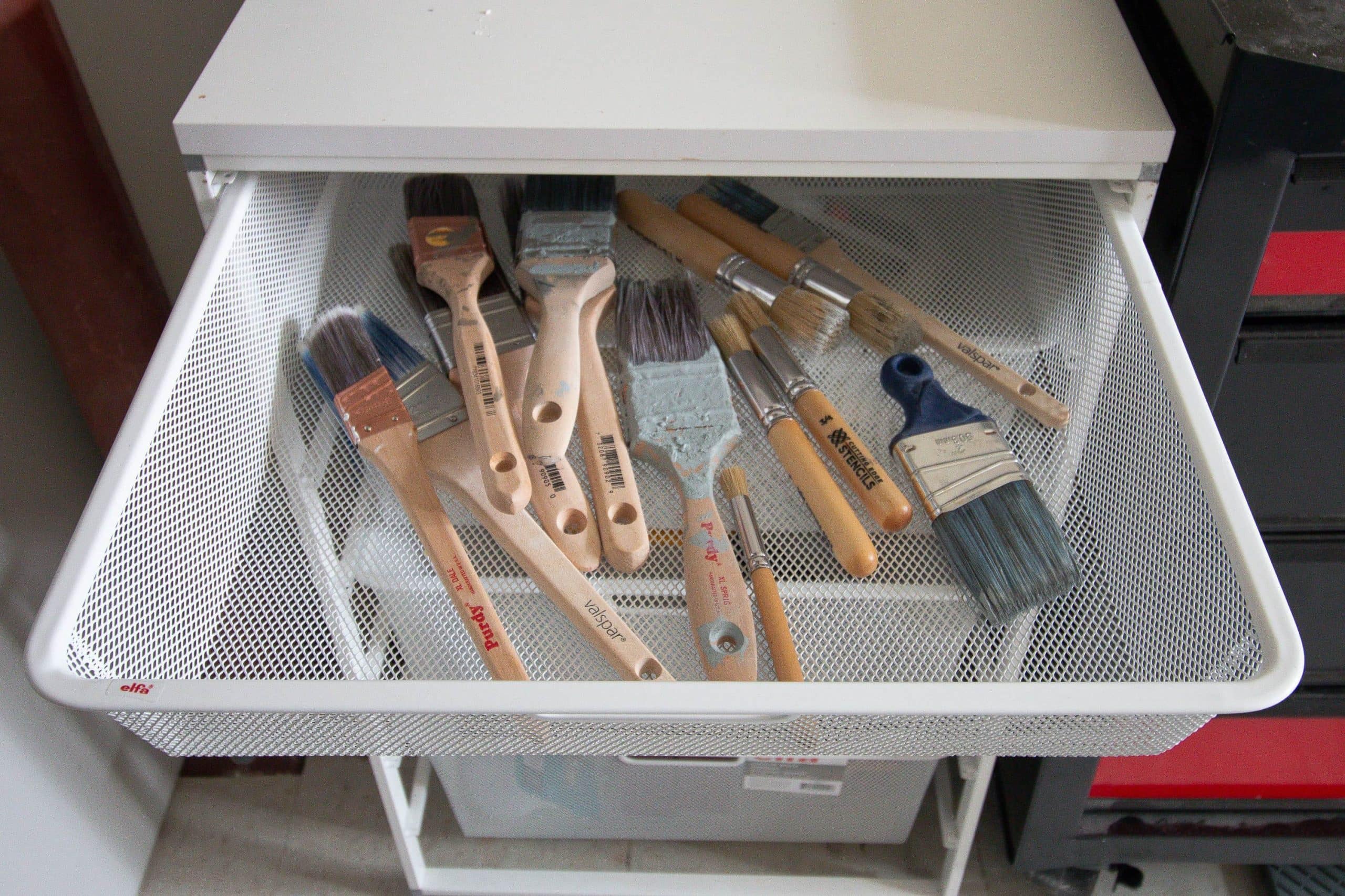 Paint brushes