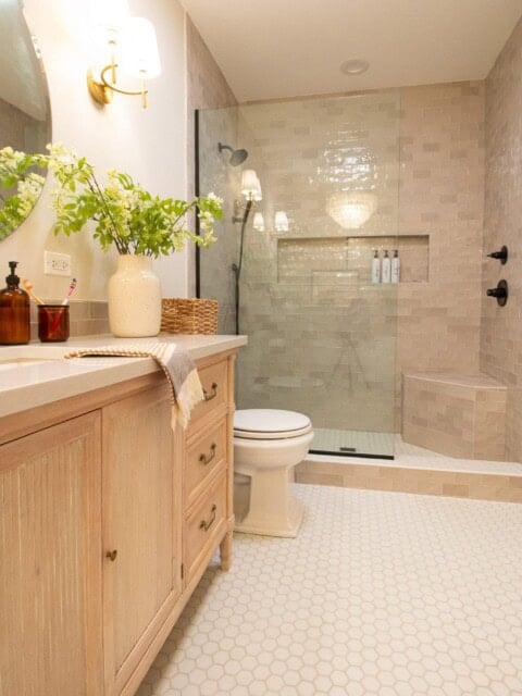 Jan's main bathroom reveal