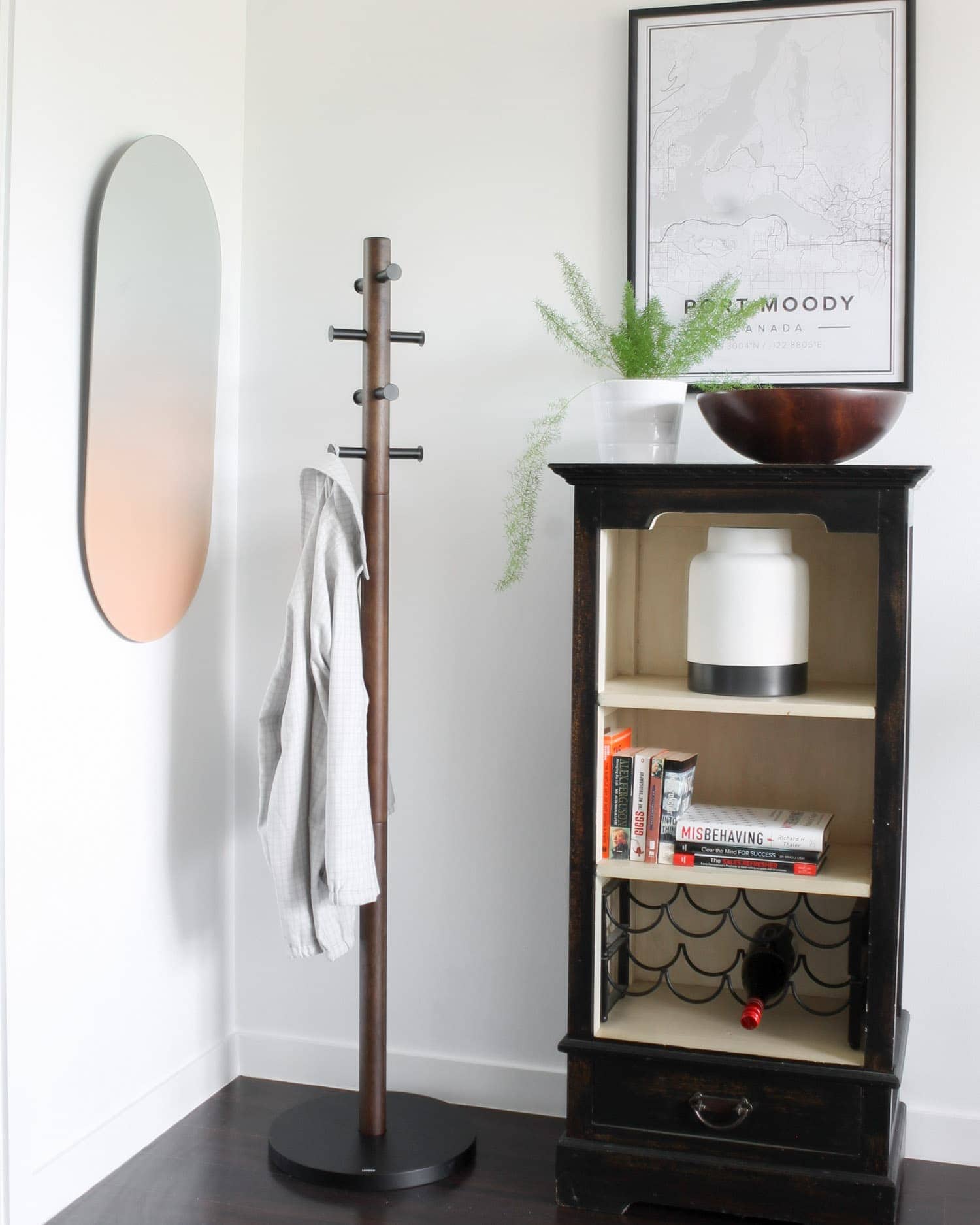 Bachelor Pad Decor 