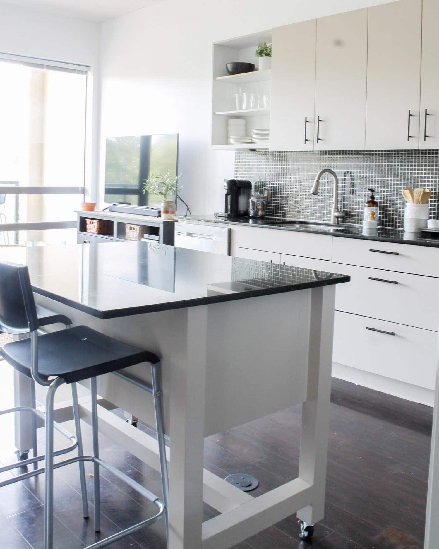 Open Concept Condo Kitchen