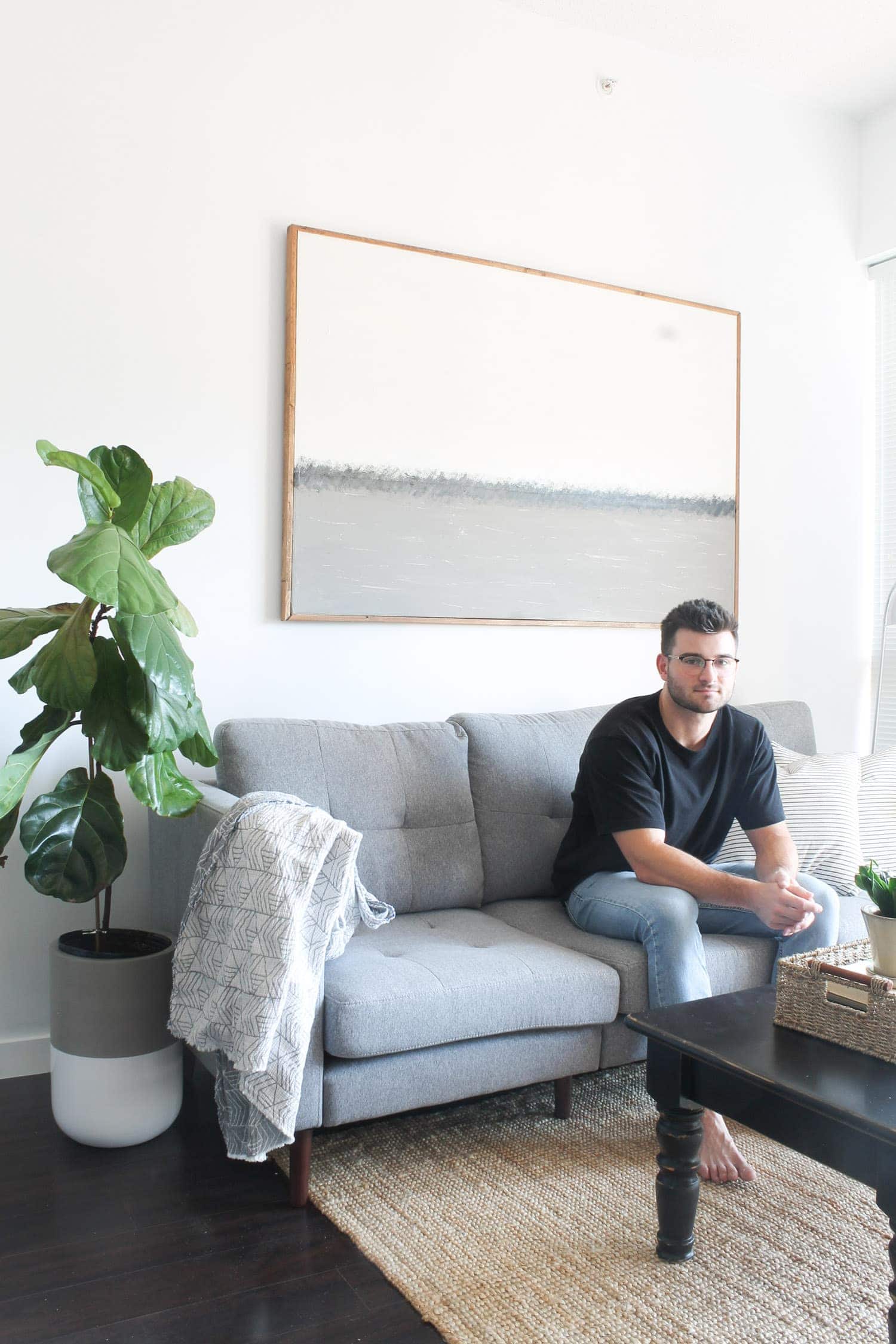 Budget Bachelor Pad Living Rom
