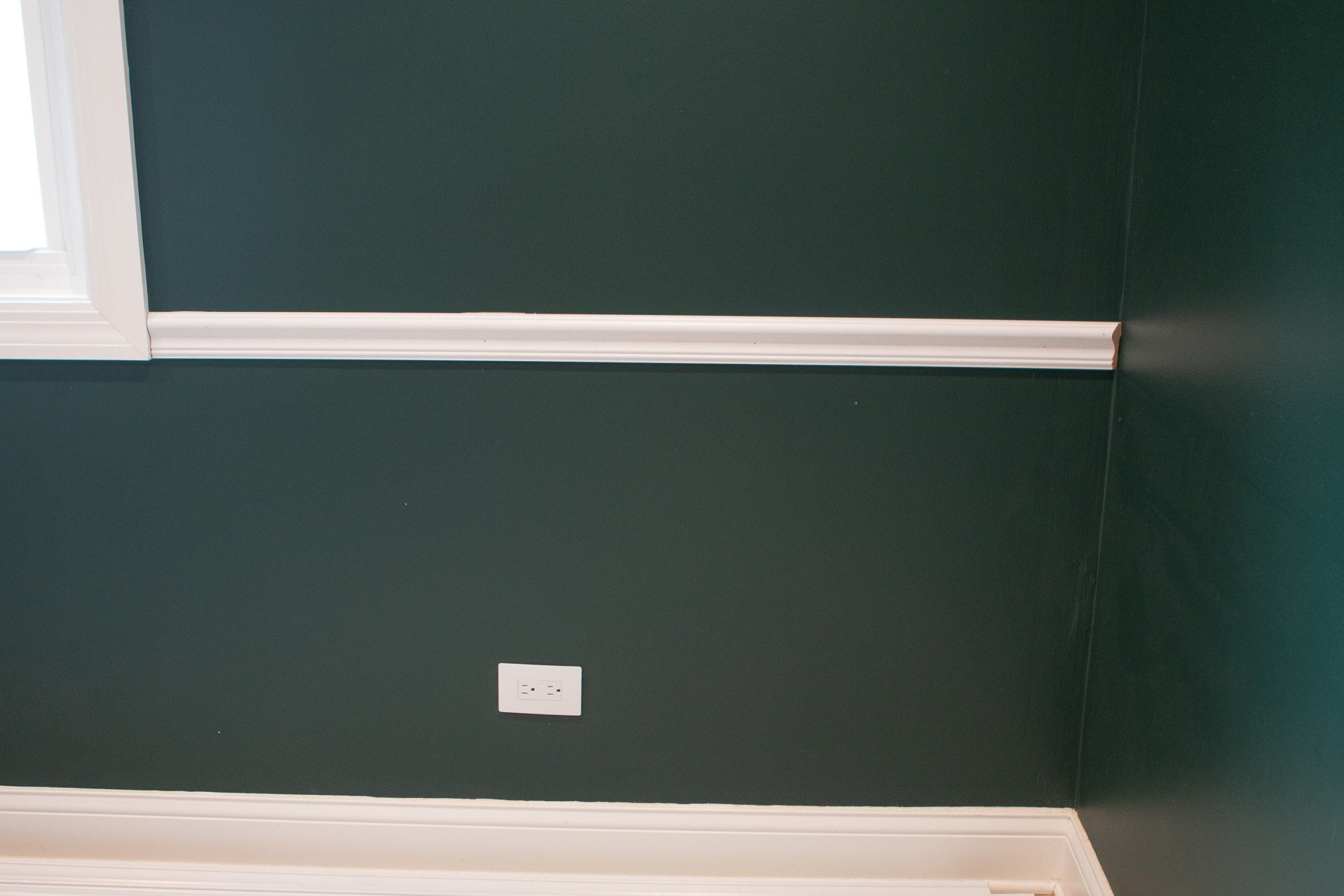 Adding chair rail to the room
