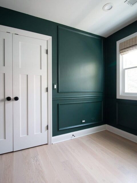 How to add picture frame molding