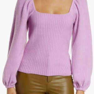puffy sleeve top