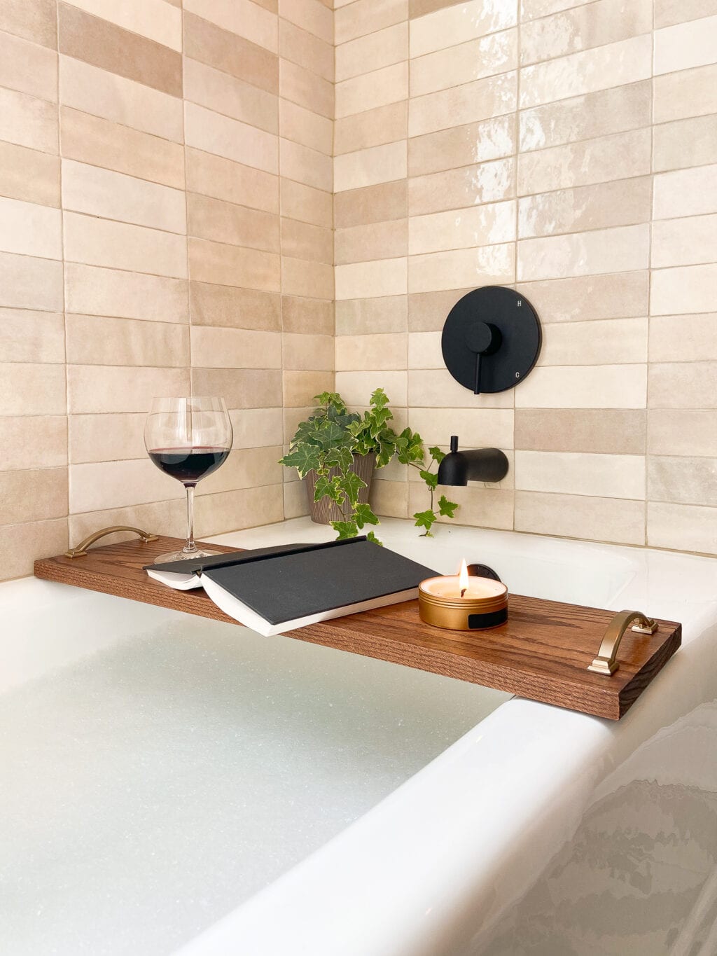DIY bath tray is a simple home project that anyone can do