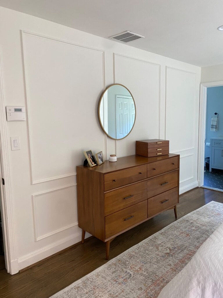 How to add picture frame molding
