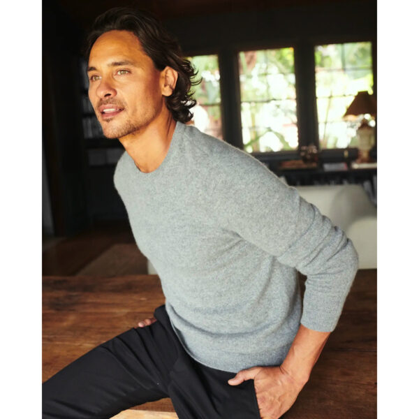 Mens cashmere sweater