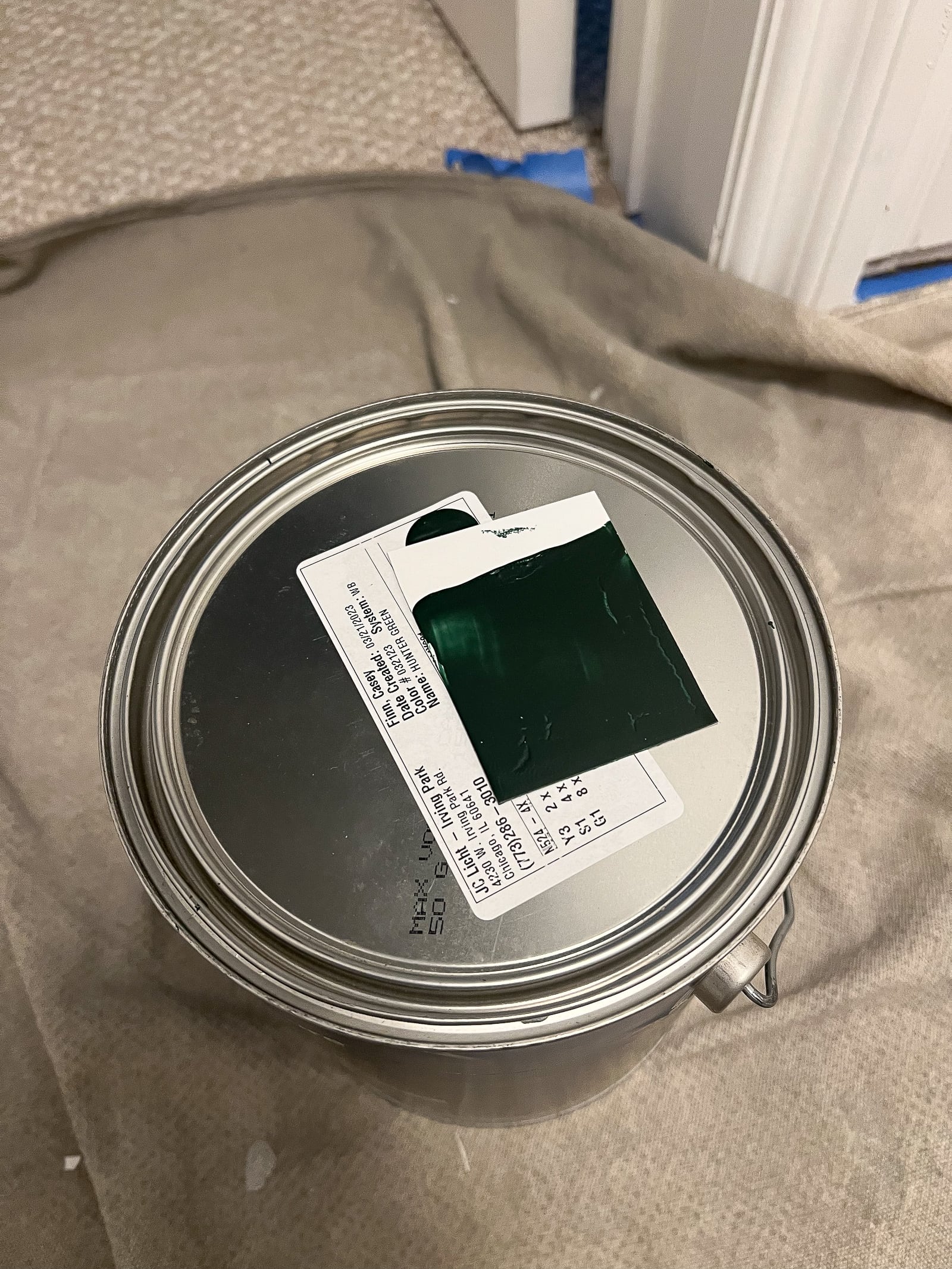 Choosing a dark green paint color to paint beadboard
