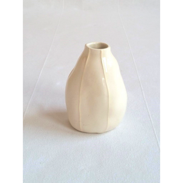 bud vase