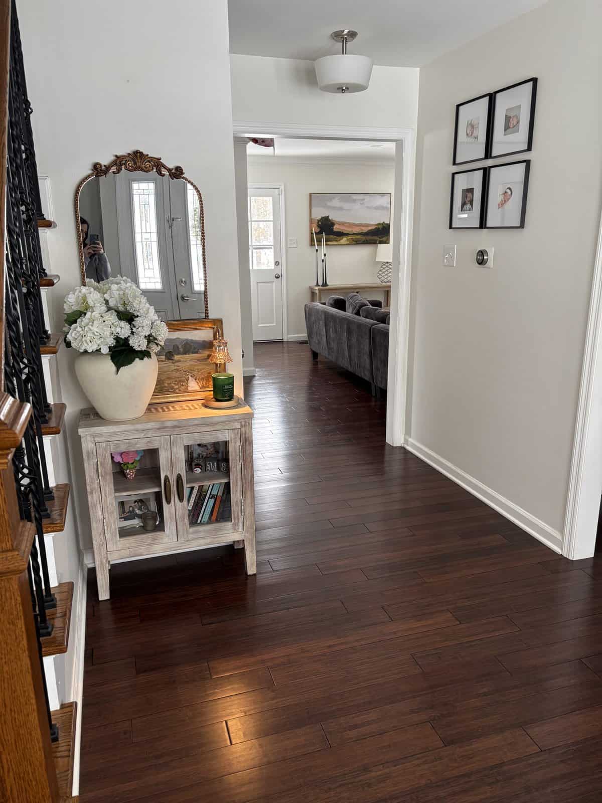 my best tips to style an entryway