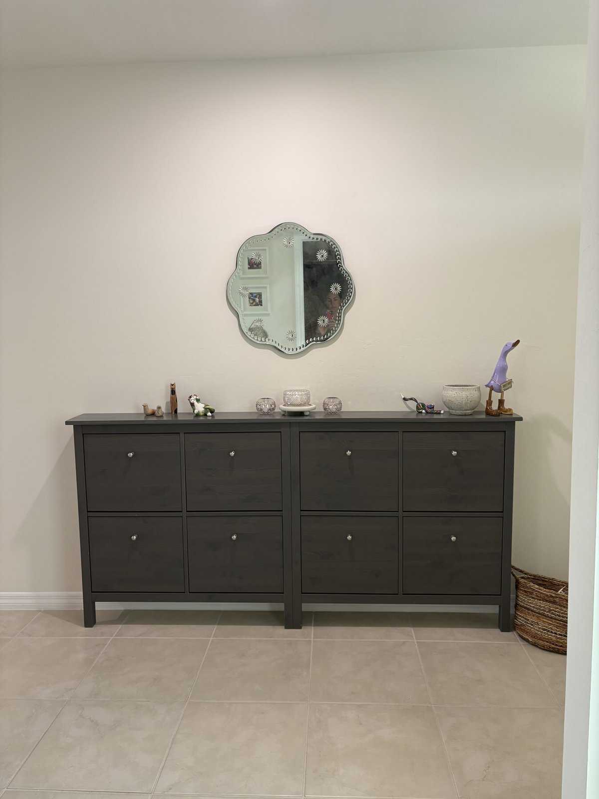 entryway with scale and proportion issues