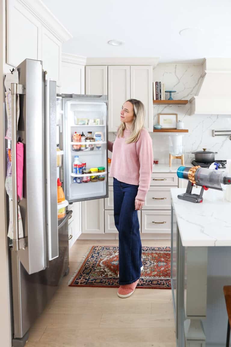 How to deep clean your refrigerator